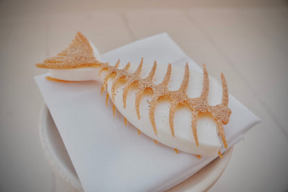 Fish Skeleton Sandwich Mold